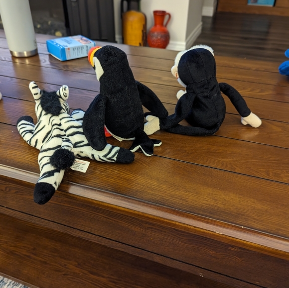 TY Bean babies X2 and no name. Zebra. No name.  Puffin and Monkey TY . - Picture 5 of 6